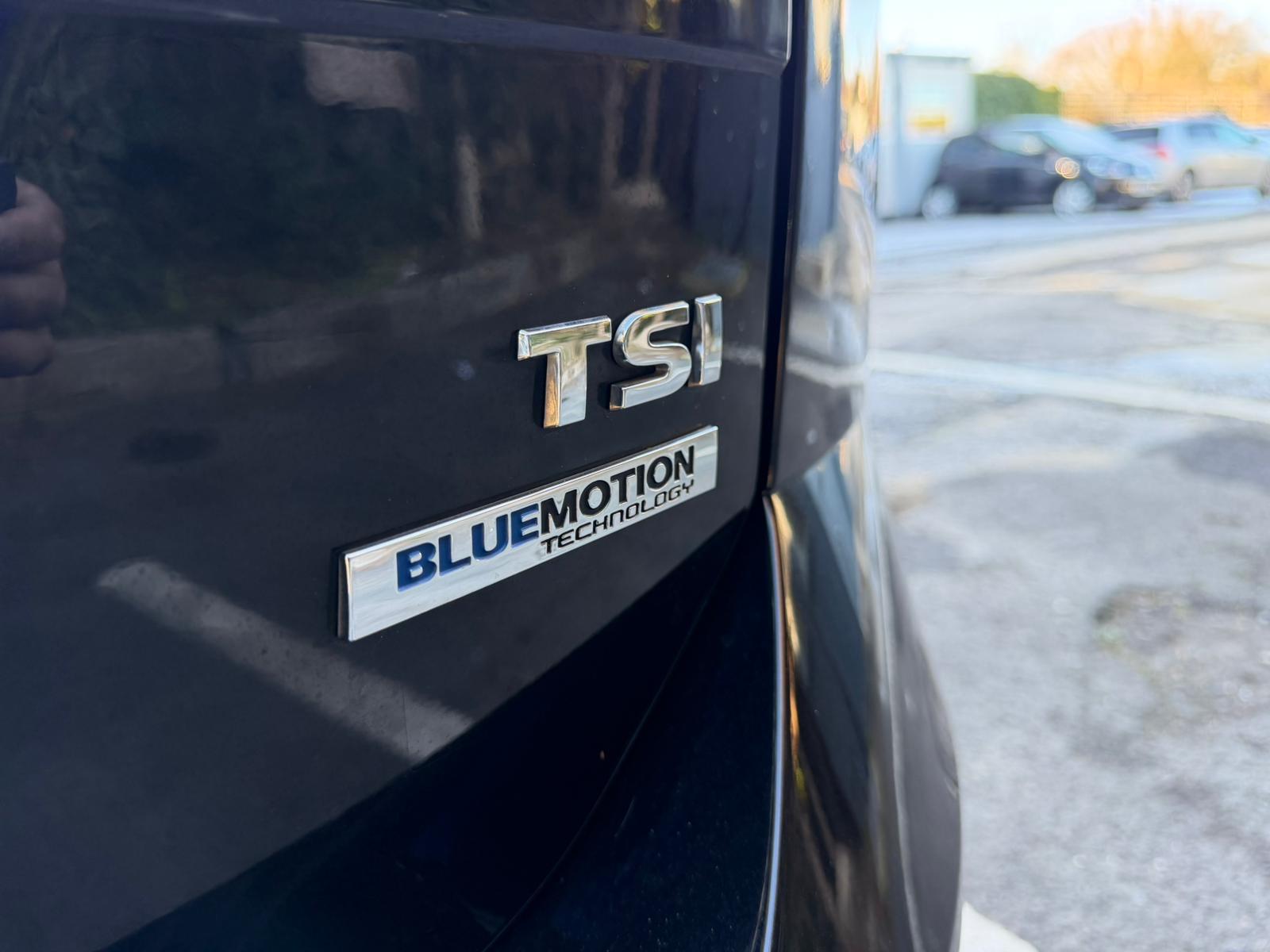 Volkswagen Golf 1.2 TSI BlueMotion Tech S Estate 5dr Petrol DSG Euro 5 (s/s) (105 ps)