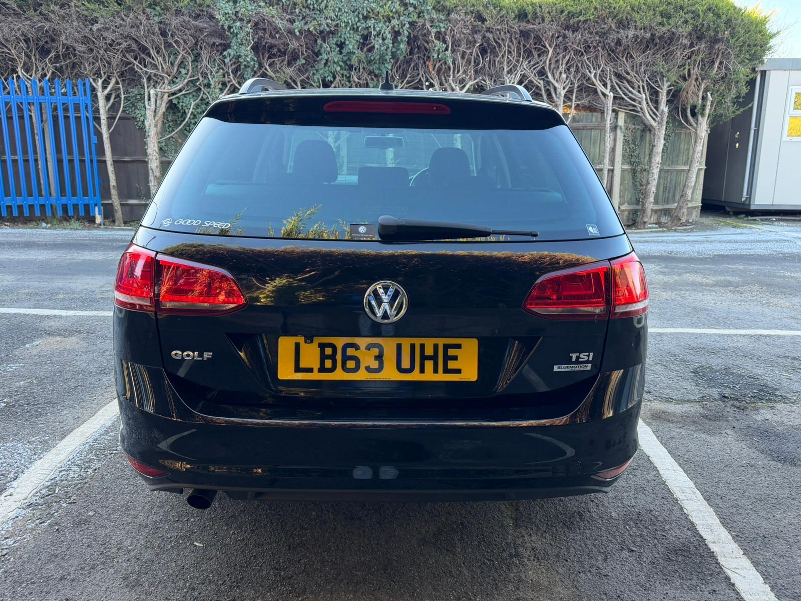 Volkswagen Golf 1.2 TSI BlueMotion Tech S Estate 5dr Petrol DSG Euro 5 (s/s) (105 ps)