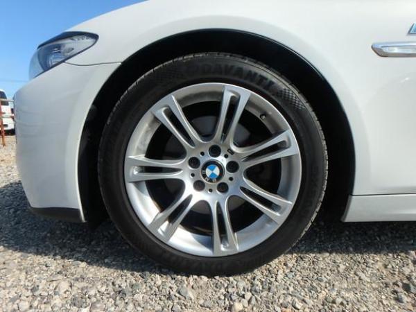 BMW 5 Series 2.0 520i SE Touring 5dr Petrol Auto Euro 5 (s/s) (184 ps)