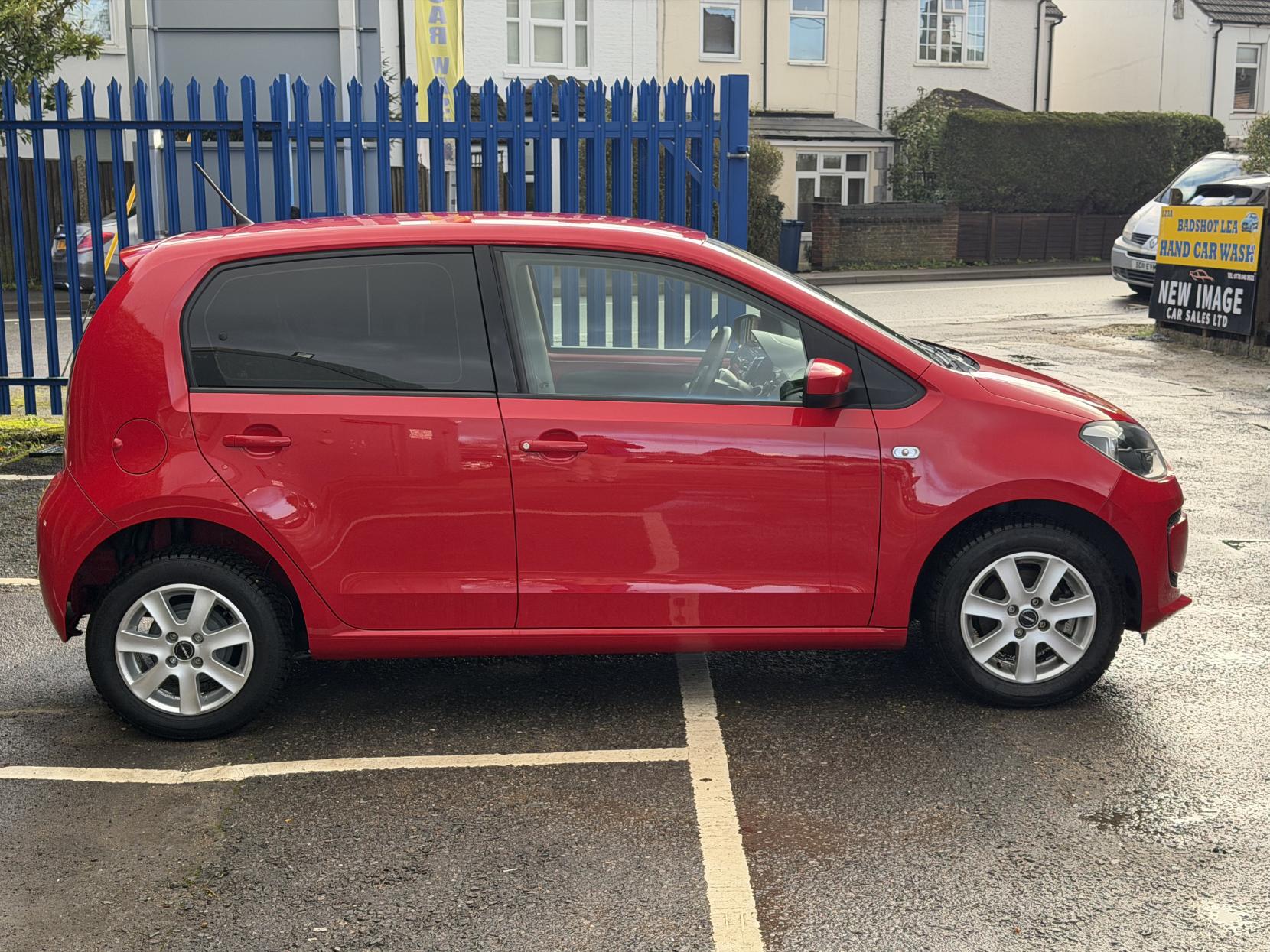 Volkswagen up! 1.0 High up! Hatchback 5dr Petrol ASG Euro 6 (75 ps)