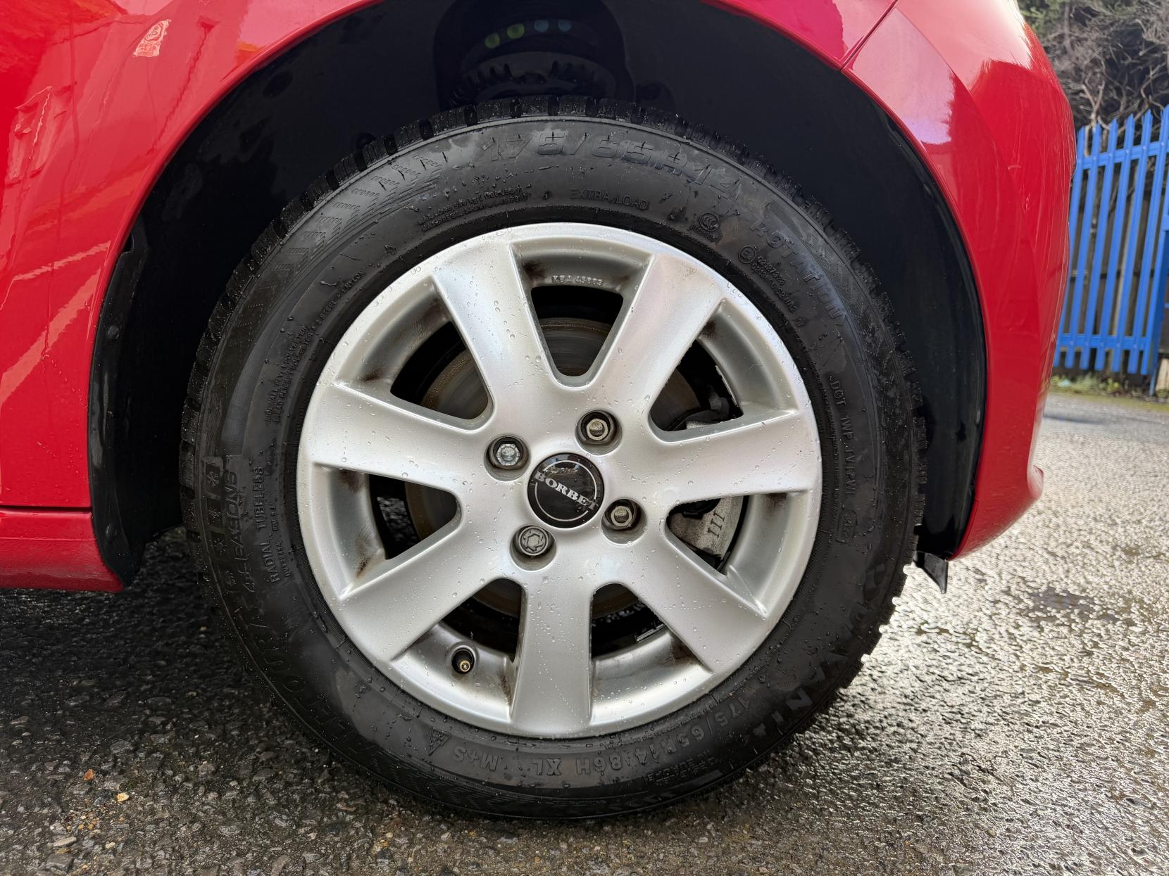 Volkswagen up! 1.0 High up! Hatchback 5dr Petrol ASG Euro 6 (75 ps)