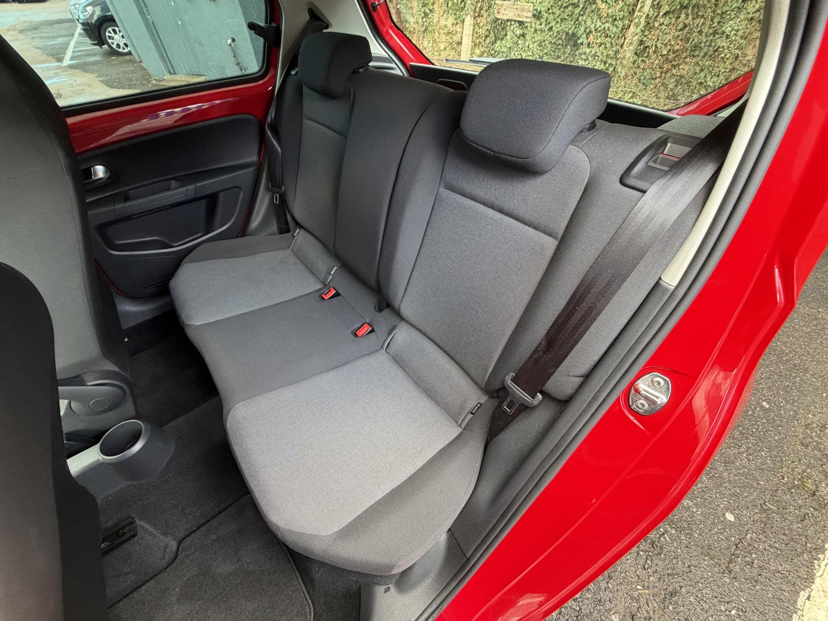 Volkswagen up! 1.0 High up! Hatchback 5dr Petrol ASG Euro 6 (75 ps)