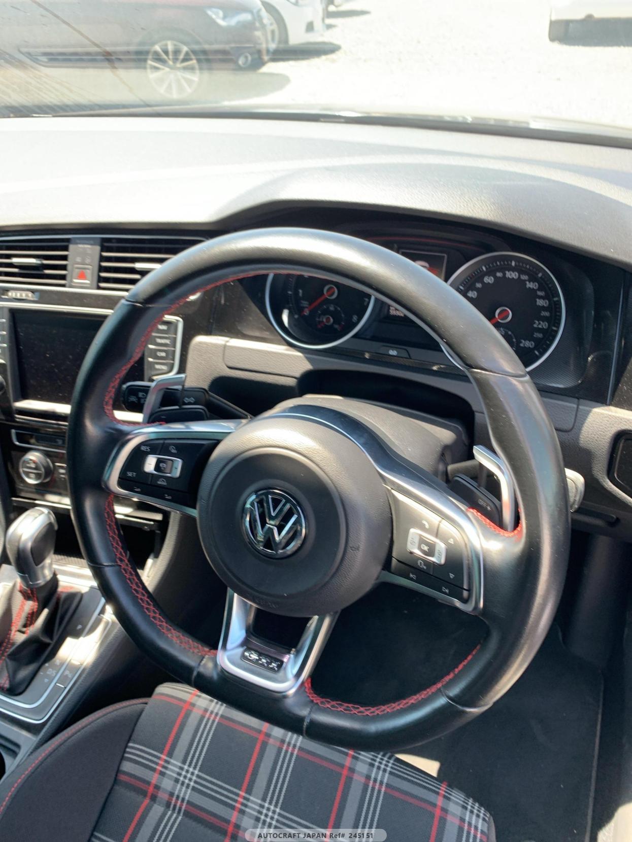 Volkswagen Golf 2.0 TSI BlueMotion Tech GTI Hatchback 5dr Petrol DSG Euro 6 (s/s) (220 ps)