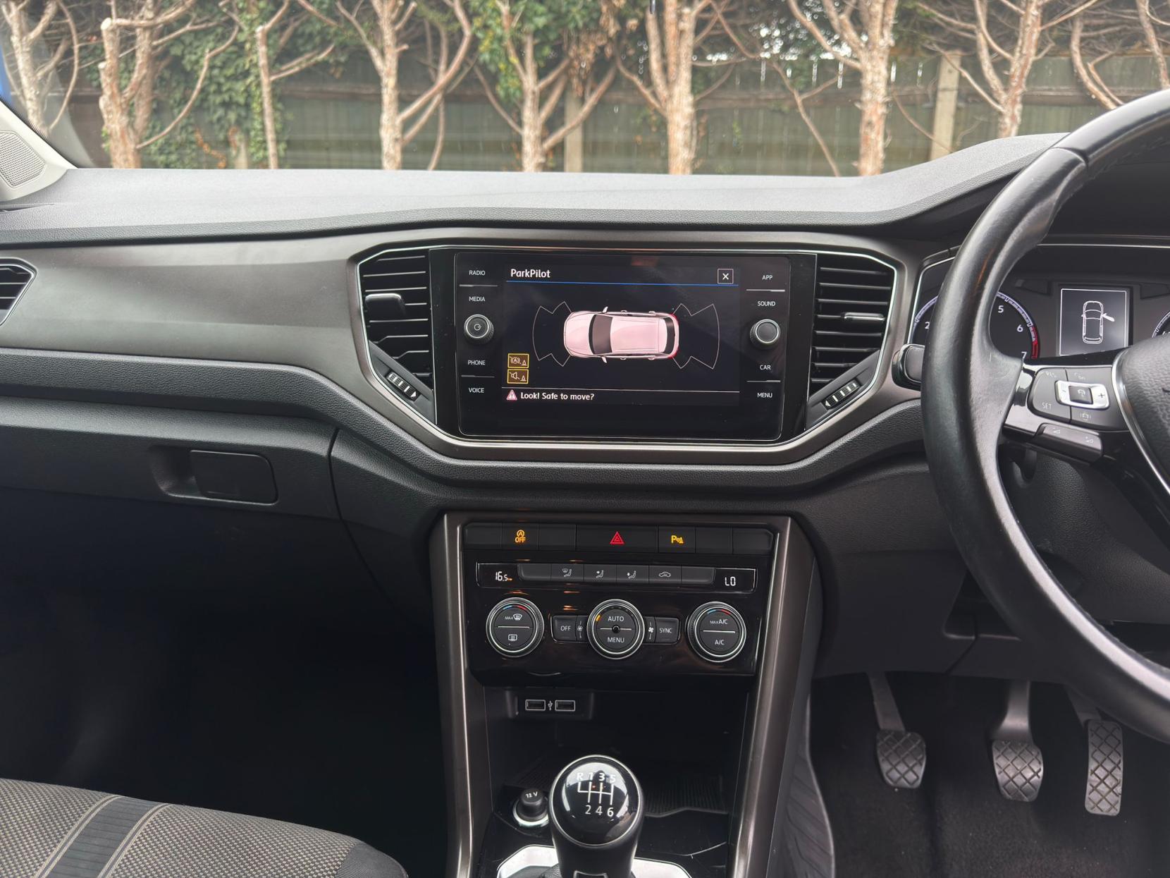 Volkswagen T-Roc 1.0 TSI GPF SE SUV 5dr Petrol Manual Euro 6 (s/s) (115 ps)