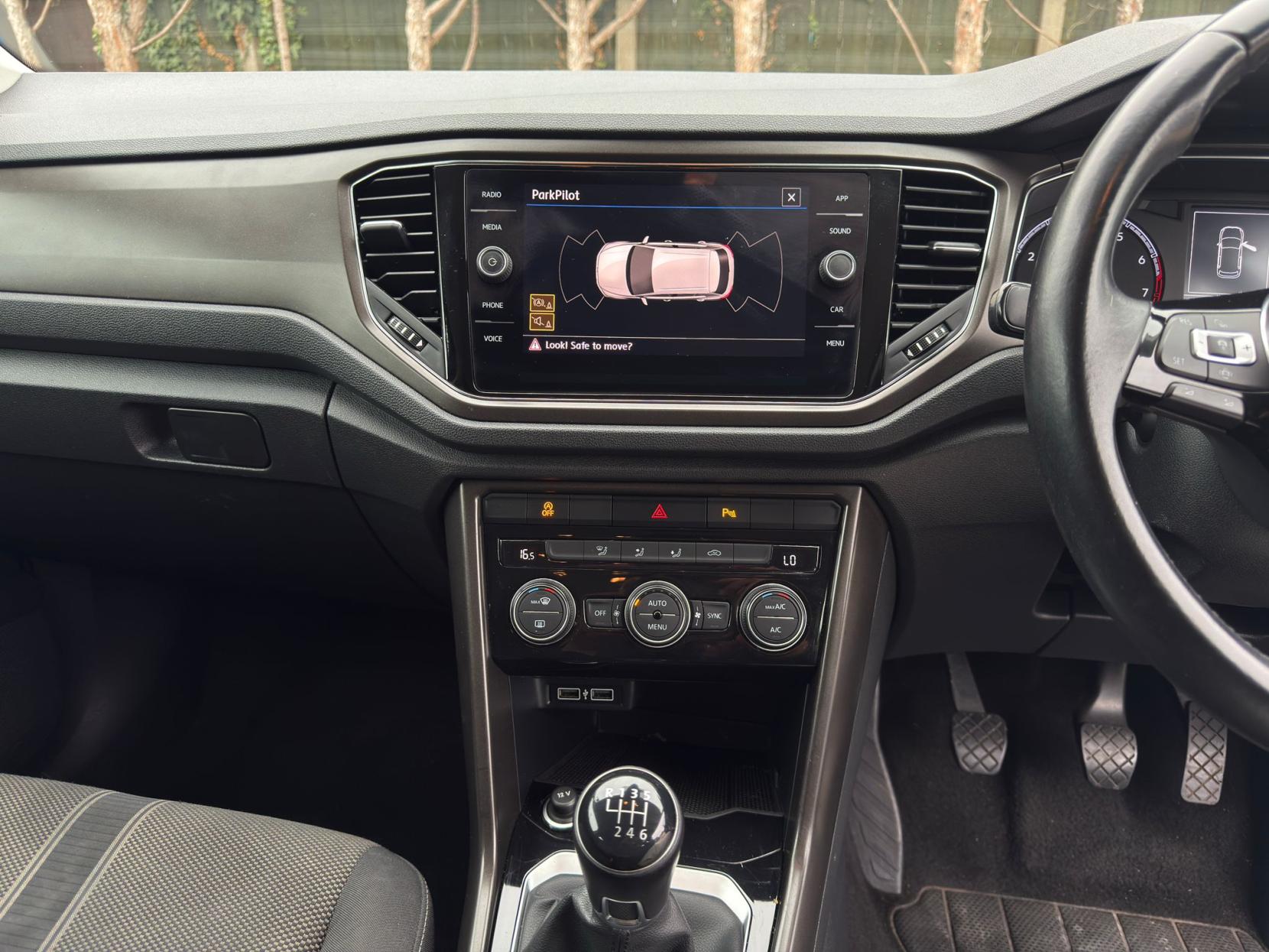 Volkswagen T-Roc 1.0 TSI GPF SE SUV 5dr Petrol Manual Euro 6 (s/s) (115 ps)