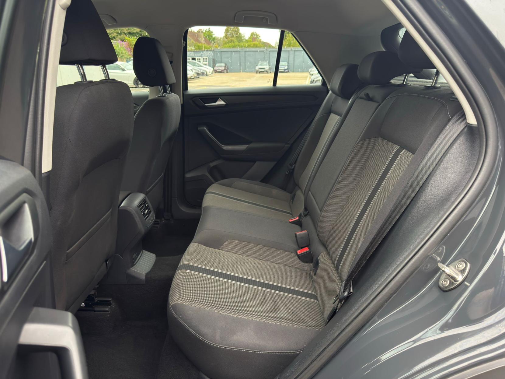 Volkswagen T-Roc 1.0 TSI GPF SE SUV 5dr Petrol Manual Euro 6 (s/s) (115 ps)