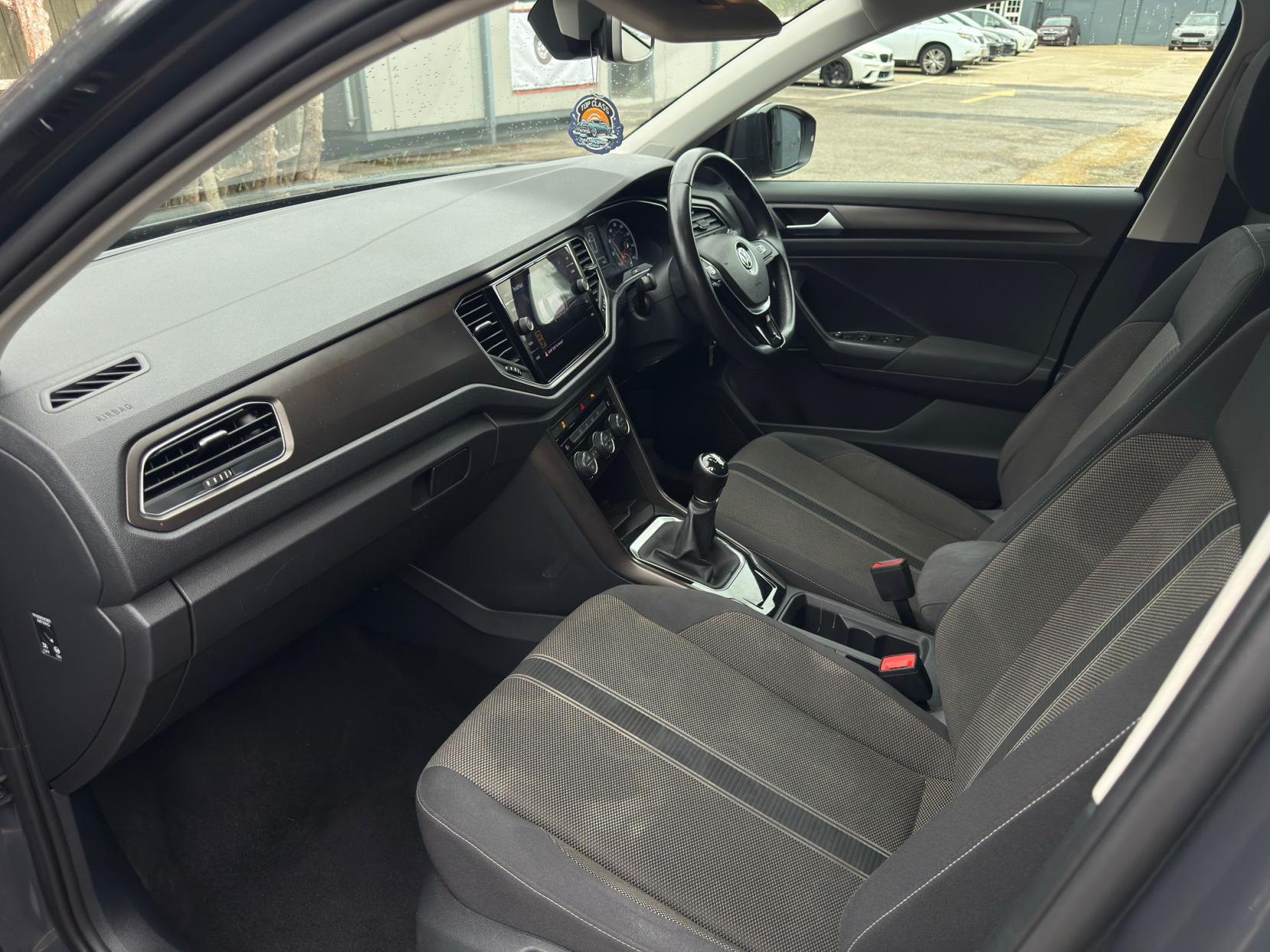 Volkswagen T-Roc 1.0 TSI GPF SE SUV 5dr Petrol Manual Euro 6 (s/s) (115 ps)