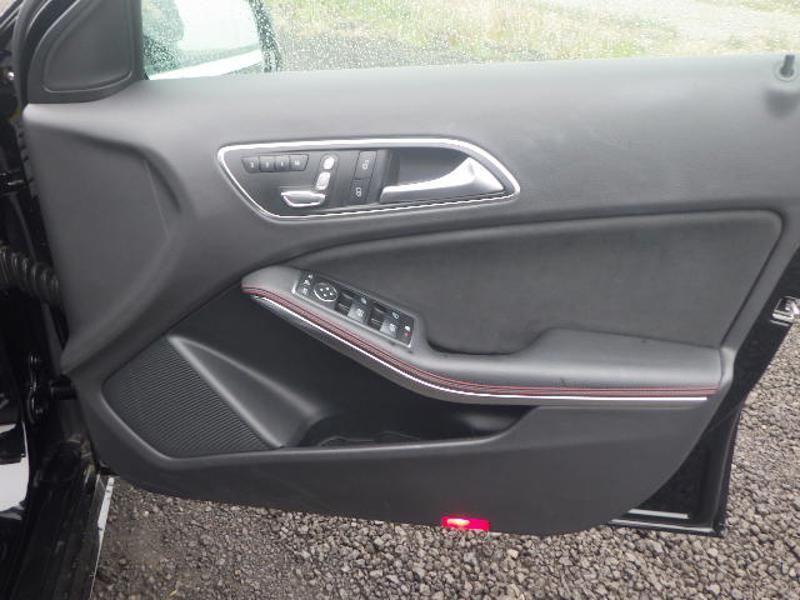 Mercedes-Benz A Class 1.6 A180 Sport (Executive) 7G-DCT Euro 6 (s/s) 5dr