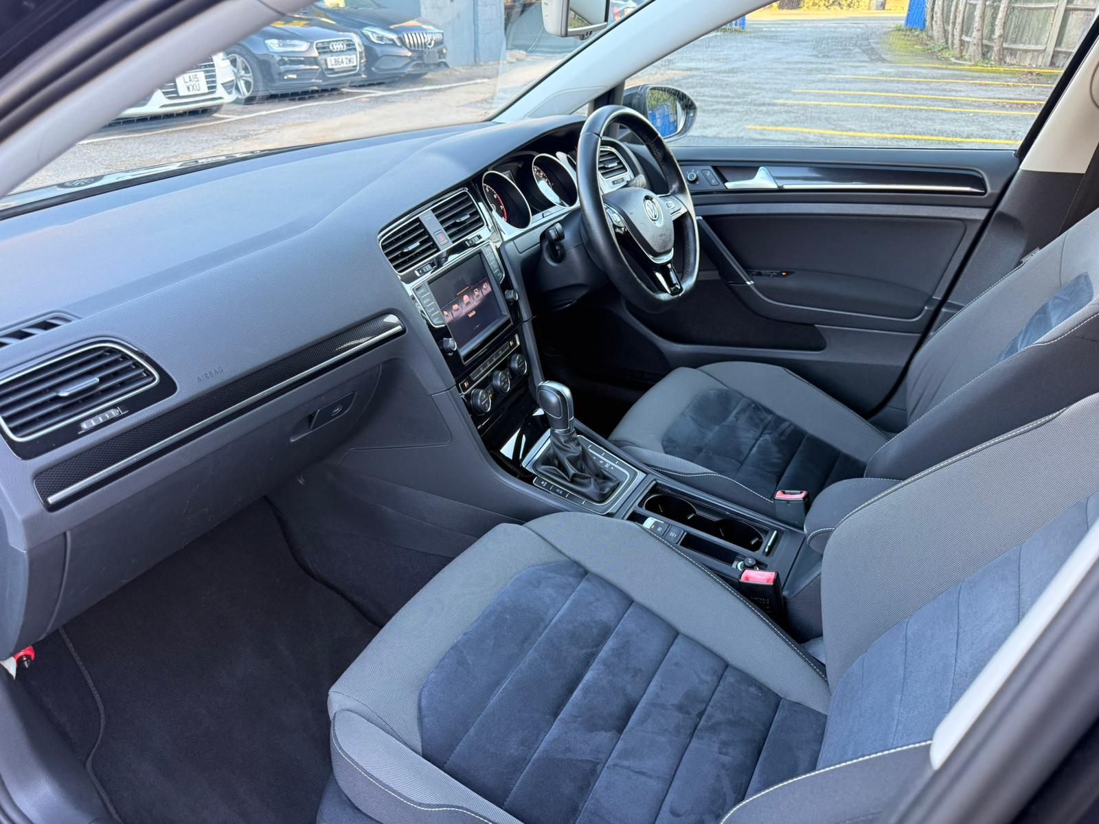 Volkswagen Golf 1.4 TSI BlueMotion Tech Match Edition Hatchback 5dr Petrol DSG Euro 6 (s/s) (125 ps)