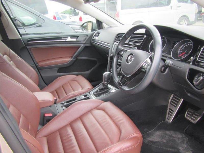 Volkswagen Golf 1.4 TSI BlueMotion Tech ACT GT Edition Hatchback 5dr Petrol DSG Euro 6 (s/s) (150 ps)