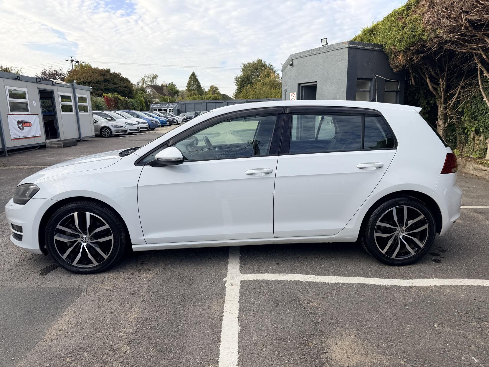 Volkswagen Golf 1.4 TSI BlueMotion Tech Match Edition Hatchback 5dr Petrol DSG Euro 6 (s/s) (125 ps)