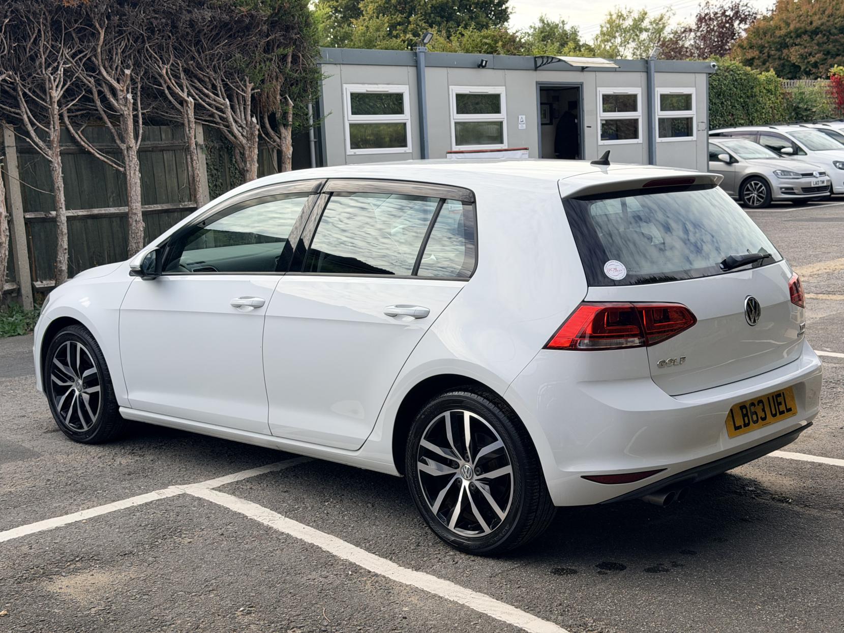 Volkswagen Golf 1.4 TSI BlueMotion Tech Match Edition Hatchback 5dr Petrol DSG Euro 6 (s/s) (125 ps)
