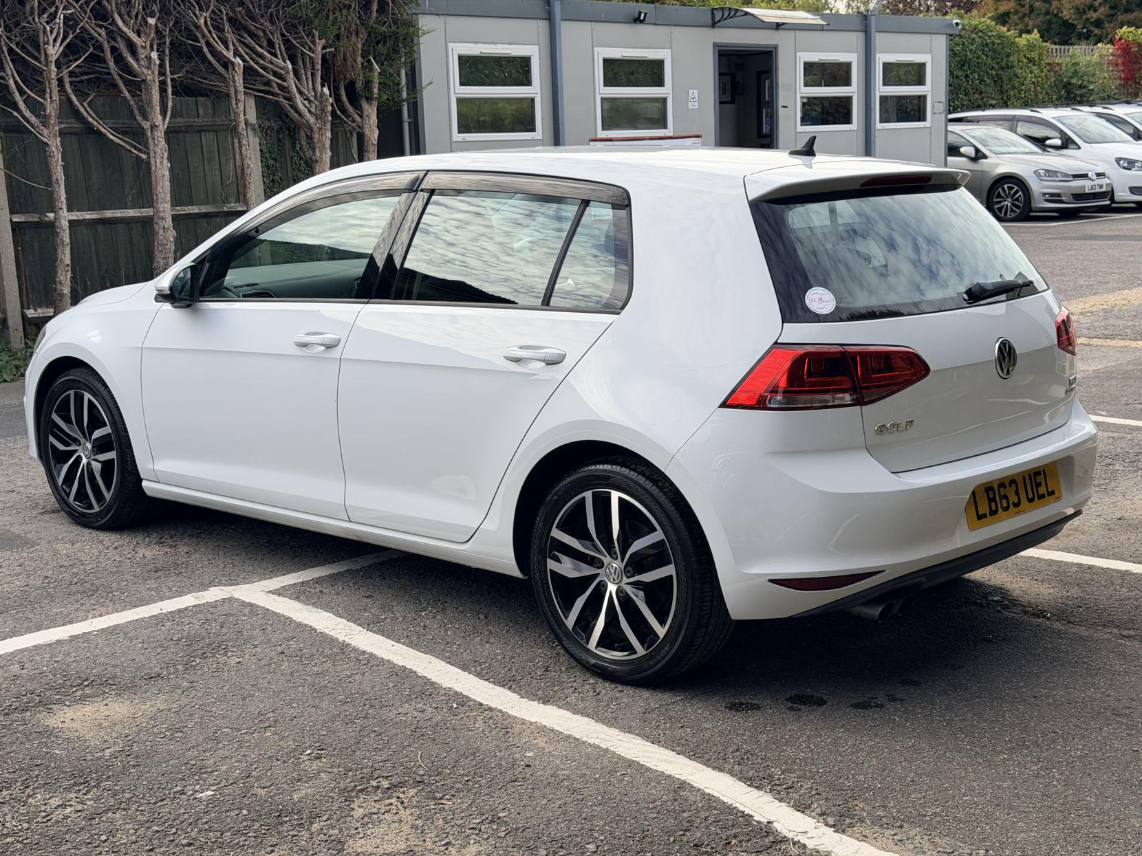 Volkswagen Golf 1.4 TSI BlueMotion Tech Match Edition Hatchback 5dr Petrol DSG Euro 6 (s/s) (125 ps)