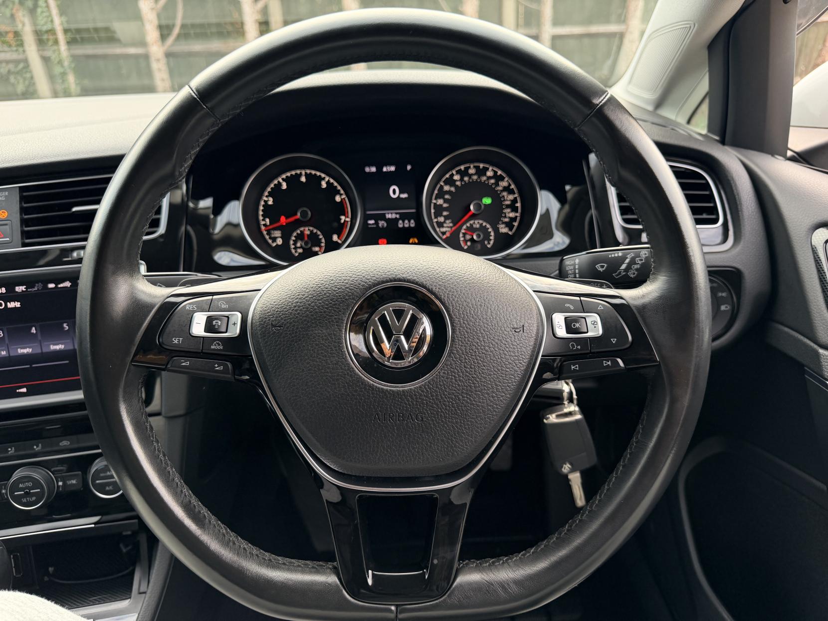 Volkswagen Golf 1.4 TSI BlueMotion Tech Match Edition Hatchback 5dr Petrol DSG Euro 6 (s/s) (125 ps)