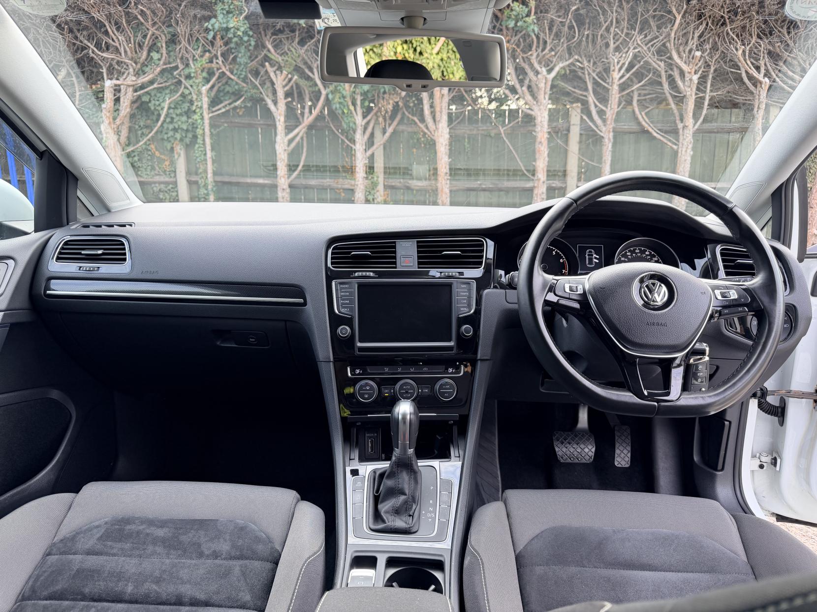 Volkswagen Golf 1.4 TSI BlueMotion Tech Match Edition Hatchback 5dr Petrol DSG Euro 6 (s/s) (125 ps)