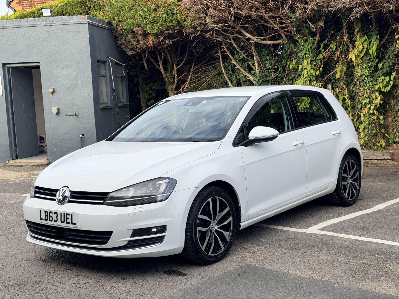 Volkswagen Golf 1.4 TSI BlueMotion Tech Match Edition Hatchback 5dr Petrol DSG Euro 6 (s/s) (125 ps)