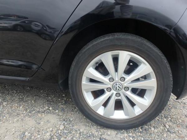 Volkswagen Golf 1.2 TSI BlueMotion Tech S Hatchback 5dr Petrol DSG Euro 5 (s/s) (105 ps)