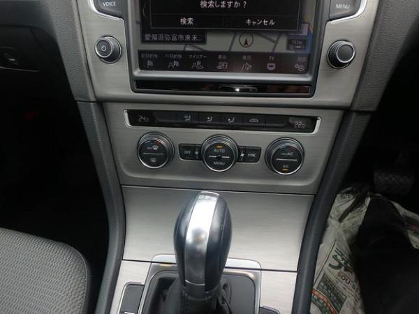 Volkswagen Golf 1.2 TSI BlueMotion Tech S Hatchback 5dr Petrol DSG Euro 5 (s/s) (105 ps)