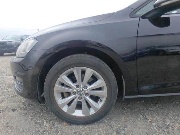 Volkswagen Golf 1.2 TSI BlueMotion Tech S Hatchback 5dr Petrol DSG Euro 5 (s/s) (105 ps)