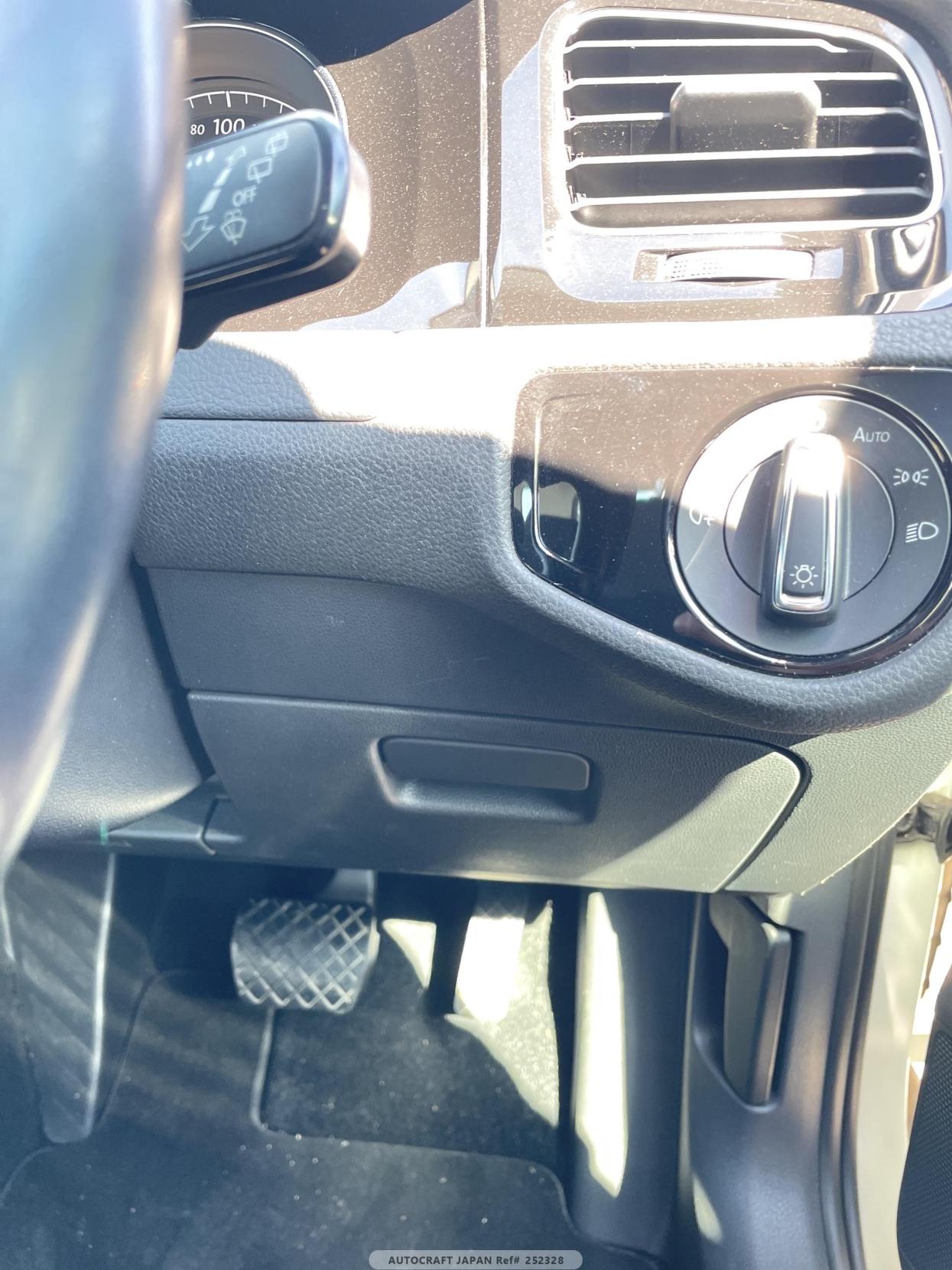 Volkswagen Golf 1.4 TSI BlueMotion Tech Match Hatchback 5dr Petrol DSG Euro 6 (s/s) (125 ps)