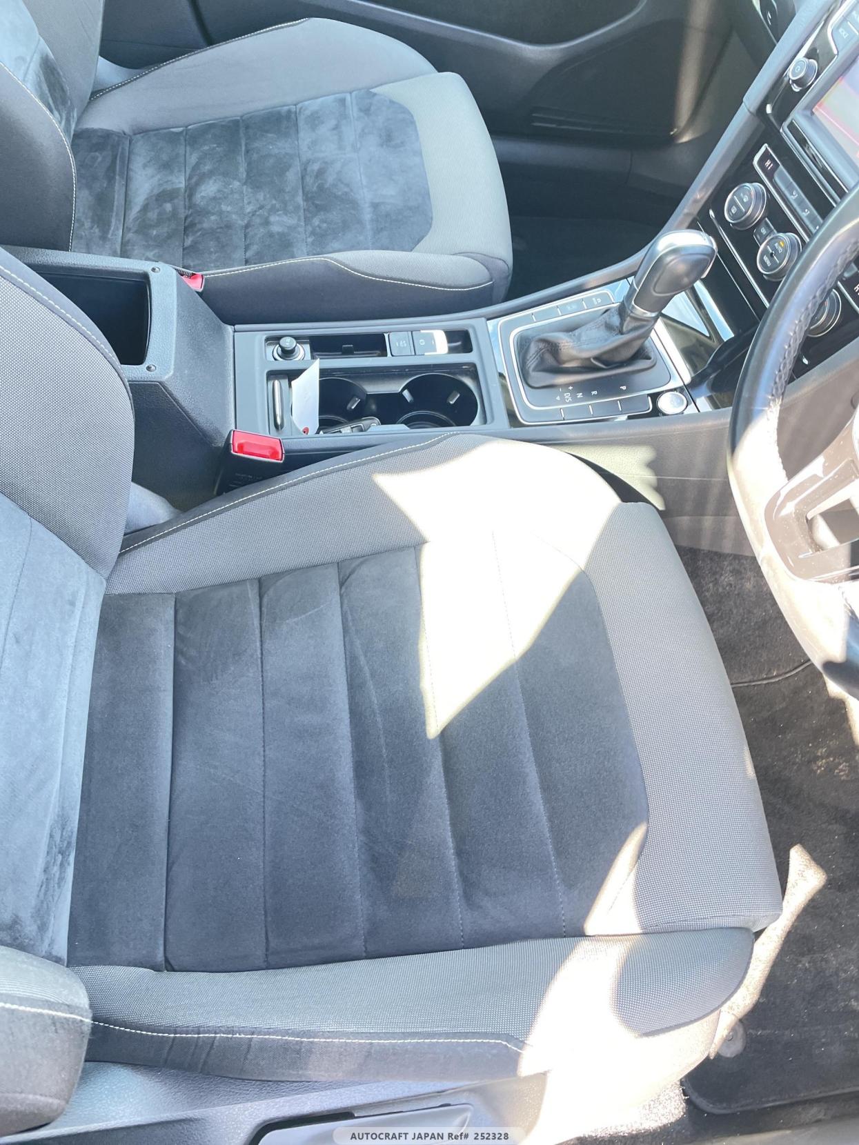 Volkswagen Golf 1.4 TSI BlueMotion Tech Match Hatchback 5dr Petrol DSG Euro 6 (s/s) (125 ps)