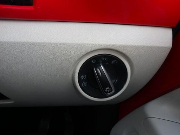 Volkswagen up! 1.0 High up! Hatchback 5dr Petrol ASG Euro 6 (75 ps)