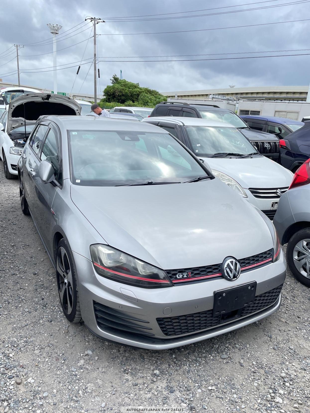 Volkswagen Golf 2.0 TSI BlueMotion Tech GTI Hatchback 5dr Petrol DSG Euro 6 (s/s) (220 ps)