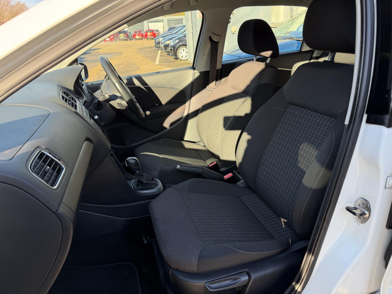 Volkswagen Polo 1.2 TSI BlueMotion Tech Match Hatchback 5dr Petrol DSG Euro 6 (s/s) (90 ps)