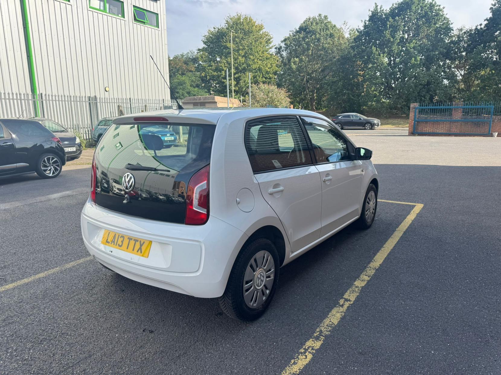 Volkswagen up! 1.0 High up! Hatchback 5dr Petrol ASG Euro 6 (75 ps)