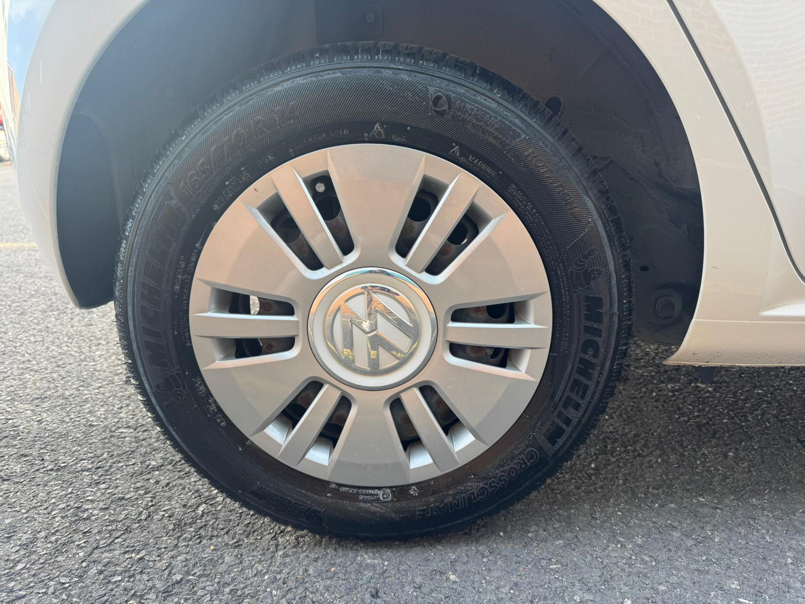 Volkswagen up! 1.0 High up! Hatchback 5dr Petrol ASG Euro 6 (75 ps)