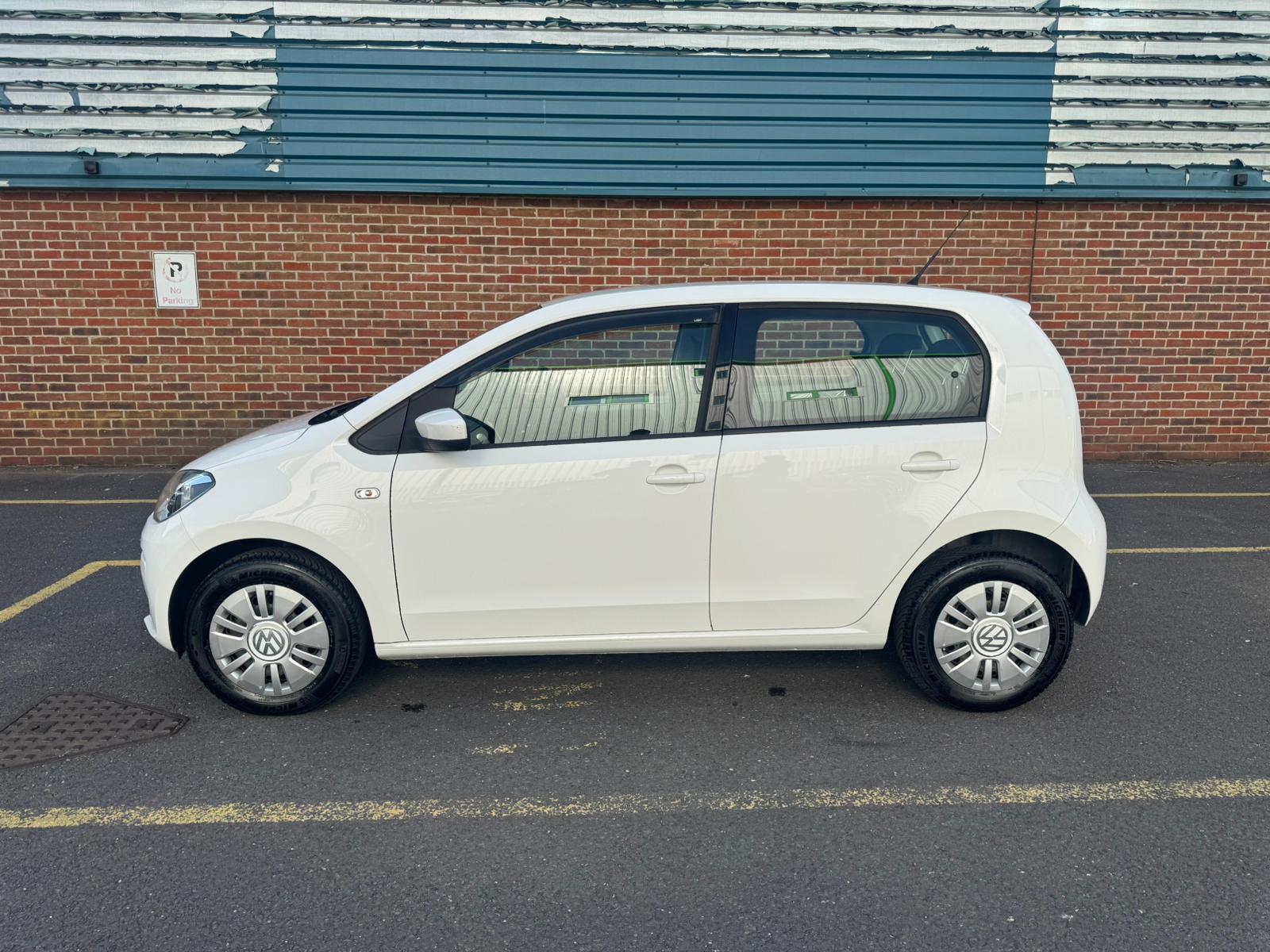 Volkswagen up! 1.0 High up! Hatchback 5dr Petrol ASG Euro 6 (75 ps)