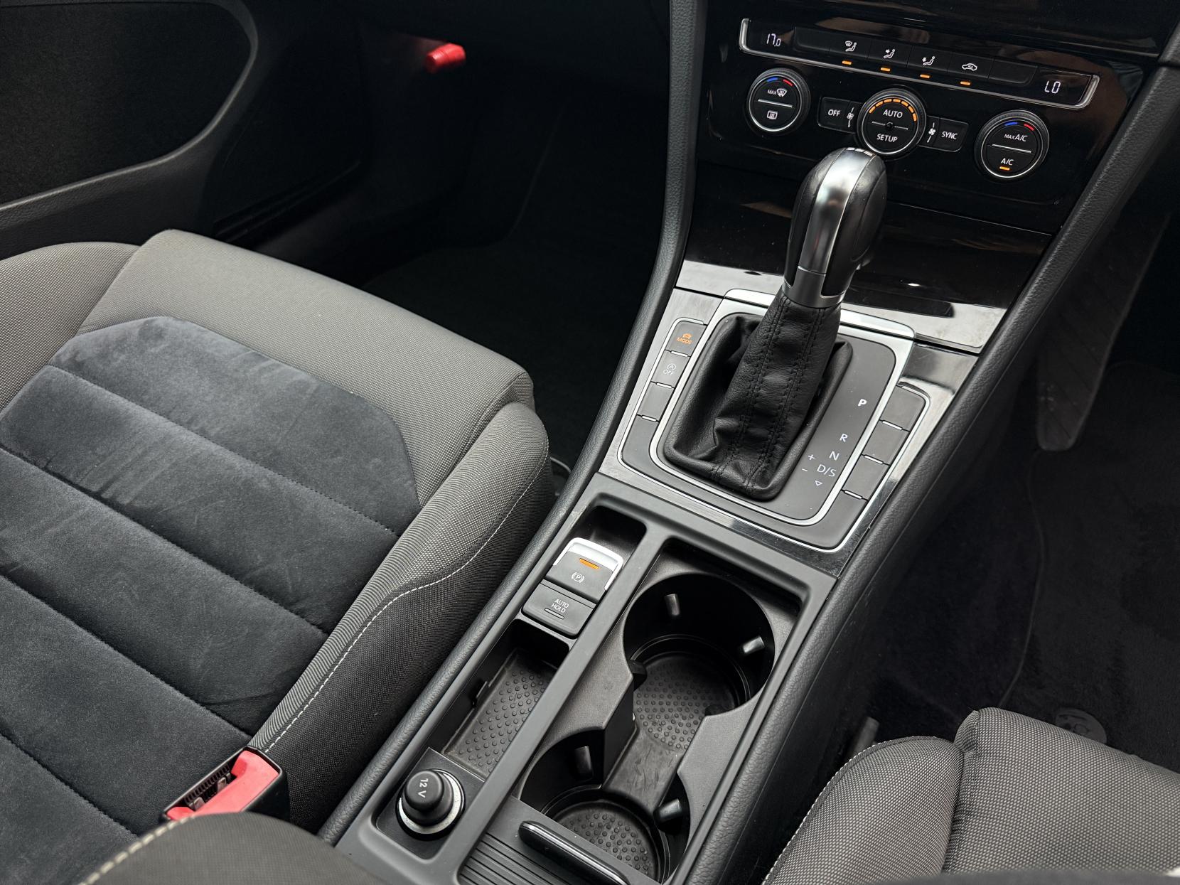 Volkswagen Golf 1.4 TSI BlueMotion Tech Match Hatchback 5dr Petrol DSG Euro 6 (s/s) (125 ps)