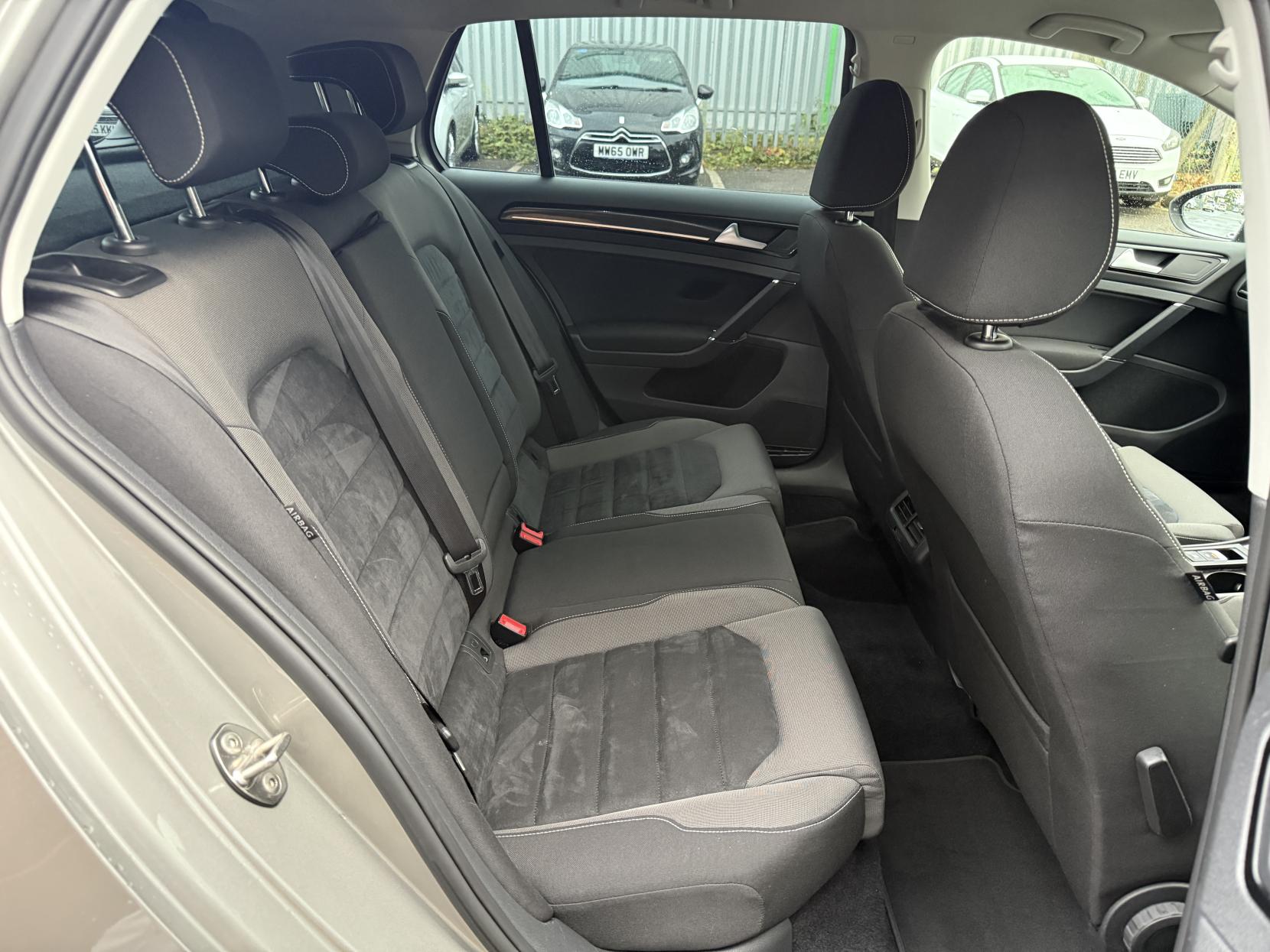 Volkswagen Golf 1.4 TSI BlueMotion Tech Match Hatchback 5dr Petrol DSG Euro 6 (s/s) (125 ps)