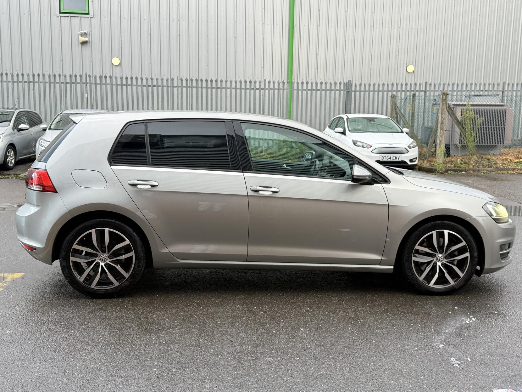 Volkswagen Golf 1.4 TSI BlueMotion Tech Match Hatchback 5dr Petrol DSG Euro 6 (s/s) (125 ps)