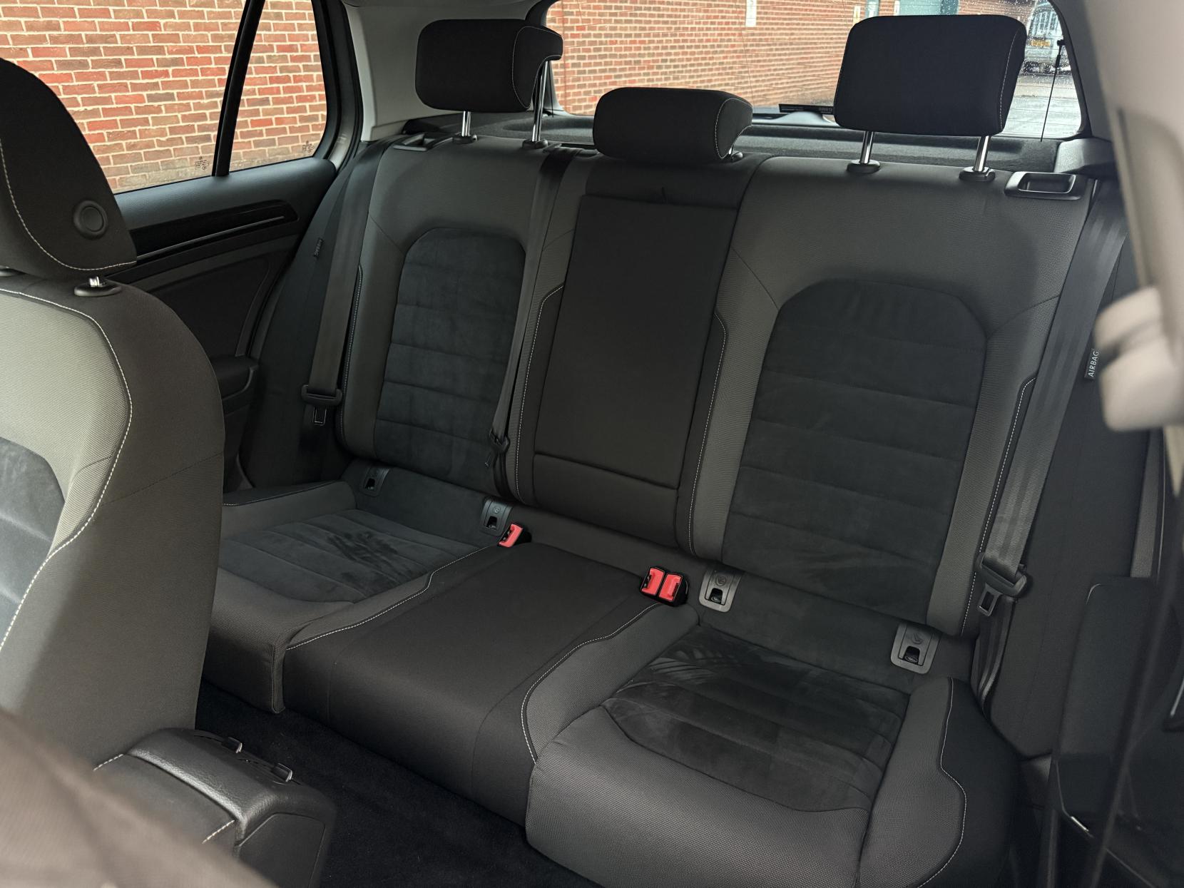 Volkswagen Golf 1.4 TSI BlueMotion Tech Match Hatchback 5dr Petrol DSG Euro 6 (s/s) (125 ps)