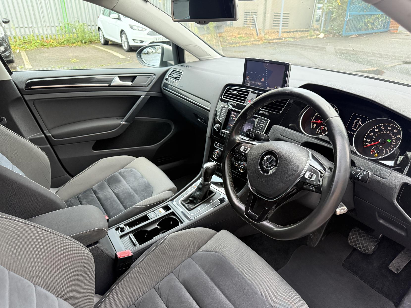 Volkswagen Golf 1.4 TSI BlueMotion Tech Match Hatchback 5dr Petrol DSG Euro 6 (s/s) (125 ps)