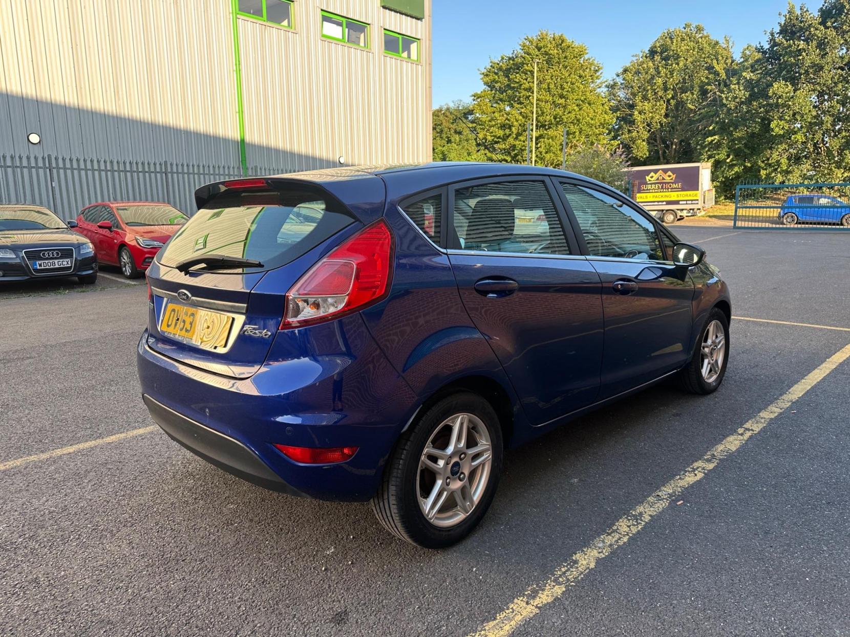 Ford Fiesta 1.0T EcoBoost Zetec Euro 5 (s/s) 5dr