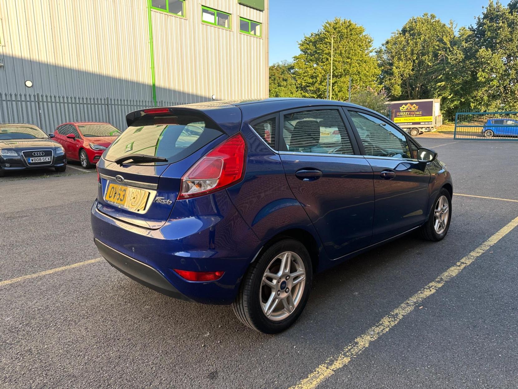 Ford Fiesta 1.0T EcoBoost Zetec Euro 5 (s/s) 5dr