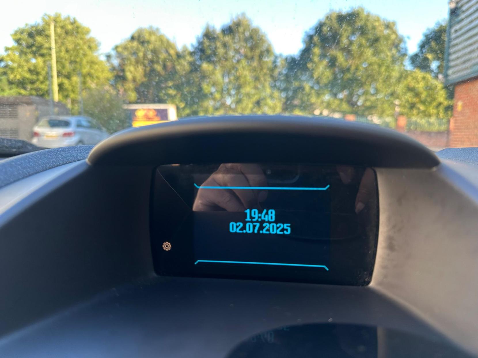 Ford Fiesta 1.0T EcoBoost Zetec Euro 5 (s/s) 5dr