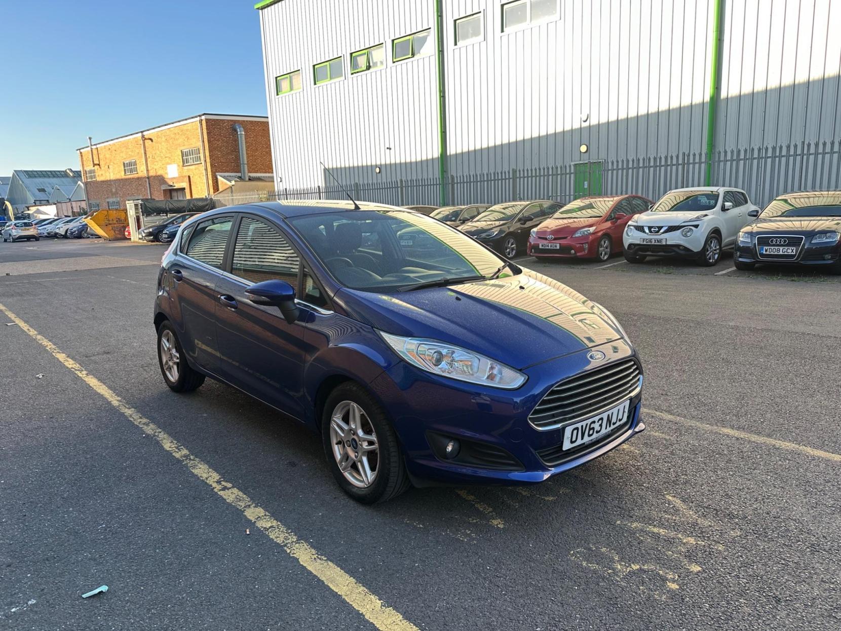 Ford Fiesta 1.0T EcoBoost Zetec Euro 5 (s/s) 5dr