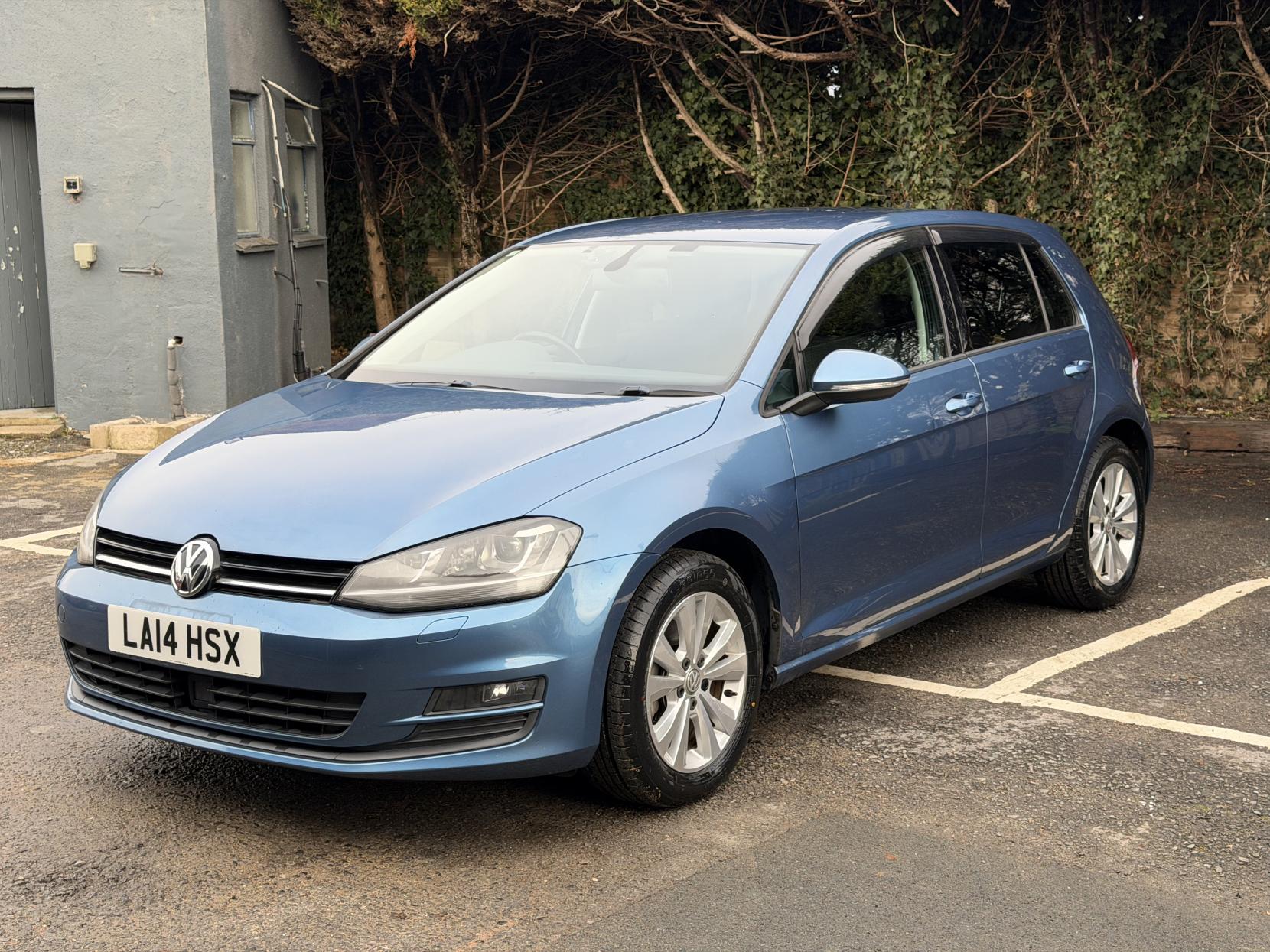 Volkswagen Golf 1.2 TSI BlueMotion Tech S Hatchback 5dr Petrol DSG Euro 5 (s/s) (105 ps)