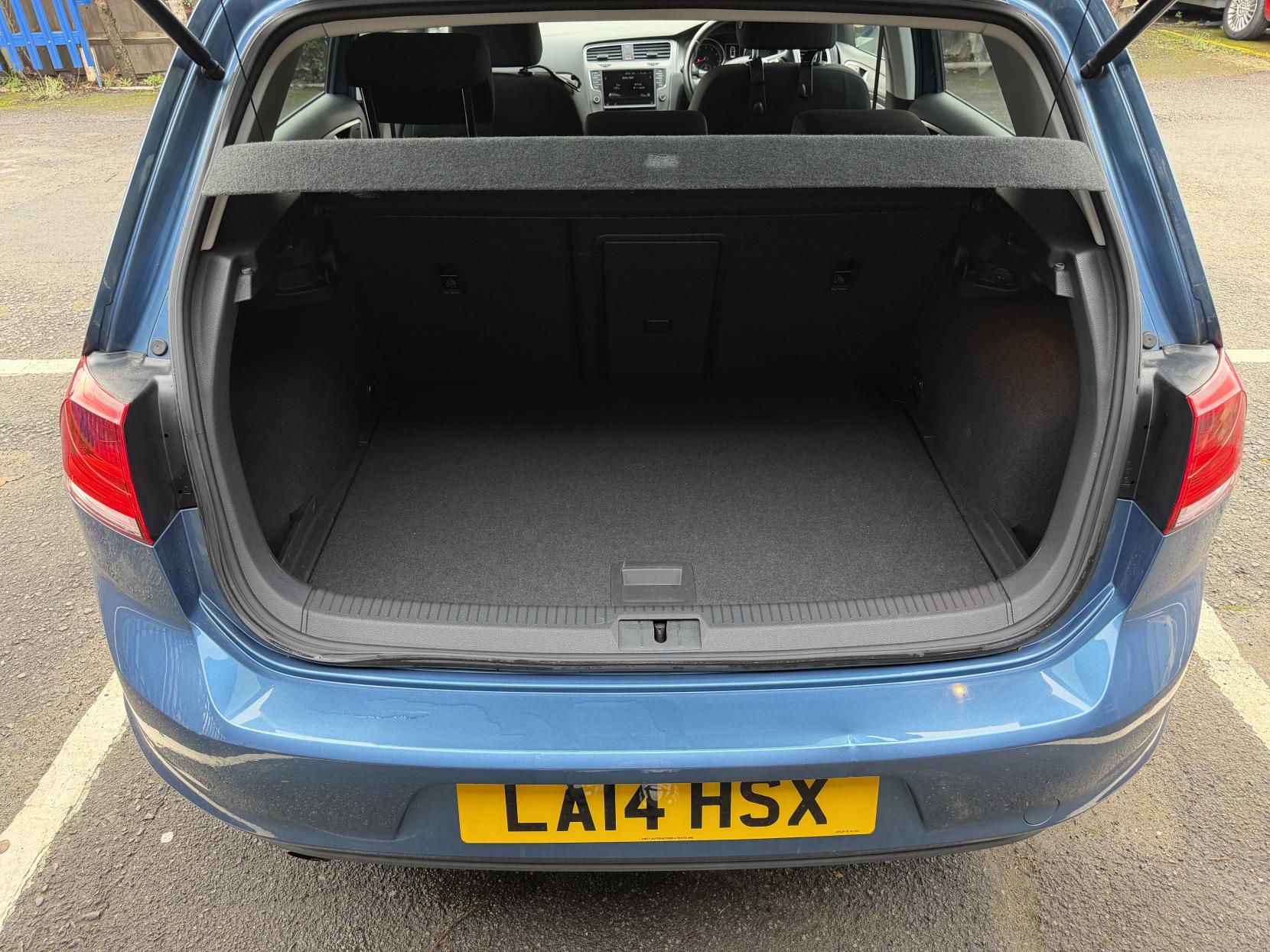 Volkswagen Golf 1.2 TSI BlueMotion Tech S Hatchback 5dr Petrol DSG Euro 5 (s/s) (105 ps)