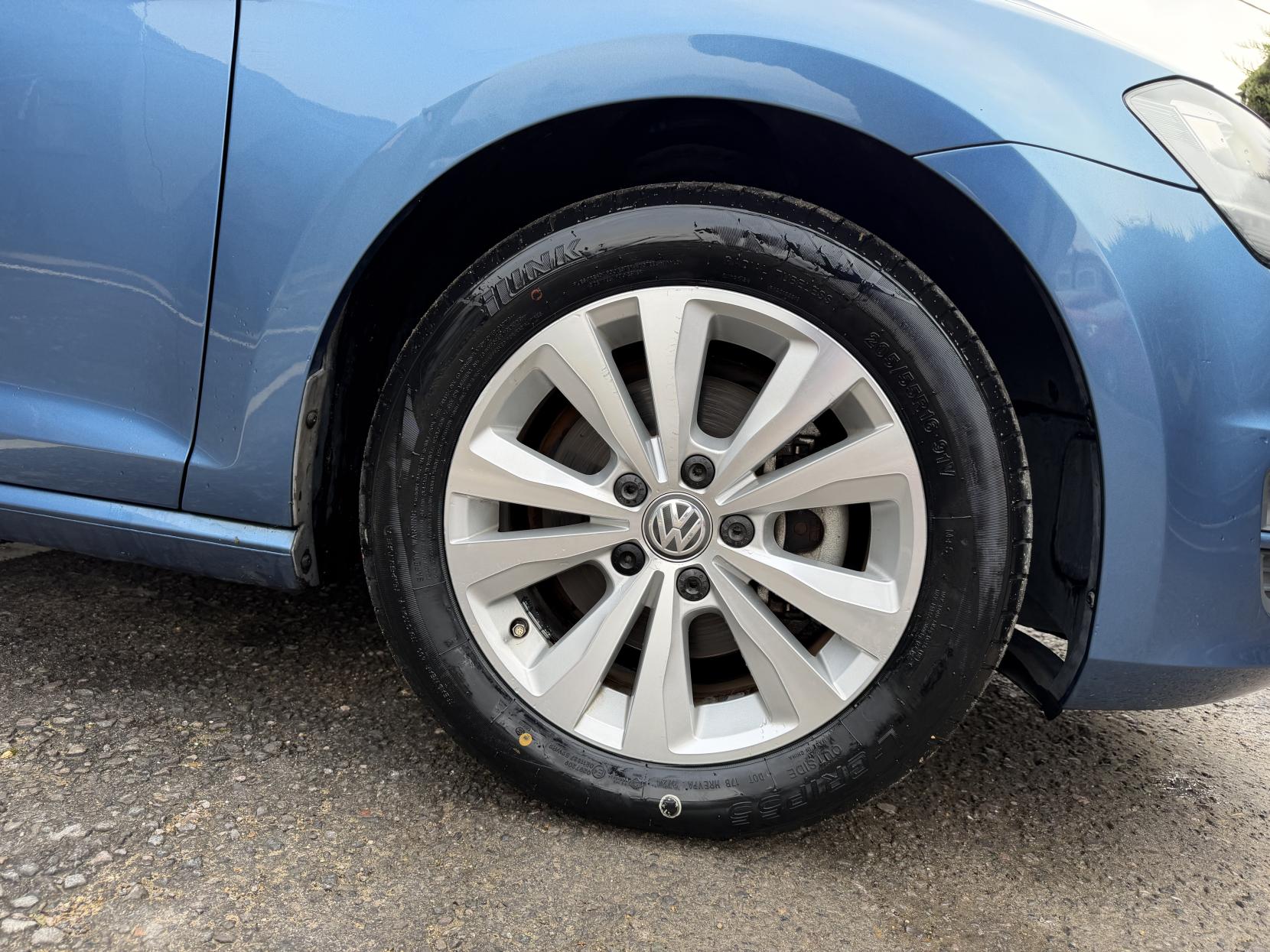 Volkswagen Golf 1.2 TSI BlueMotion Tech S Hatchback 5dr Petrol DSG Euro 5 (s/s) (105 ps)