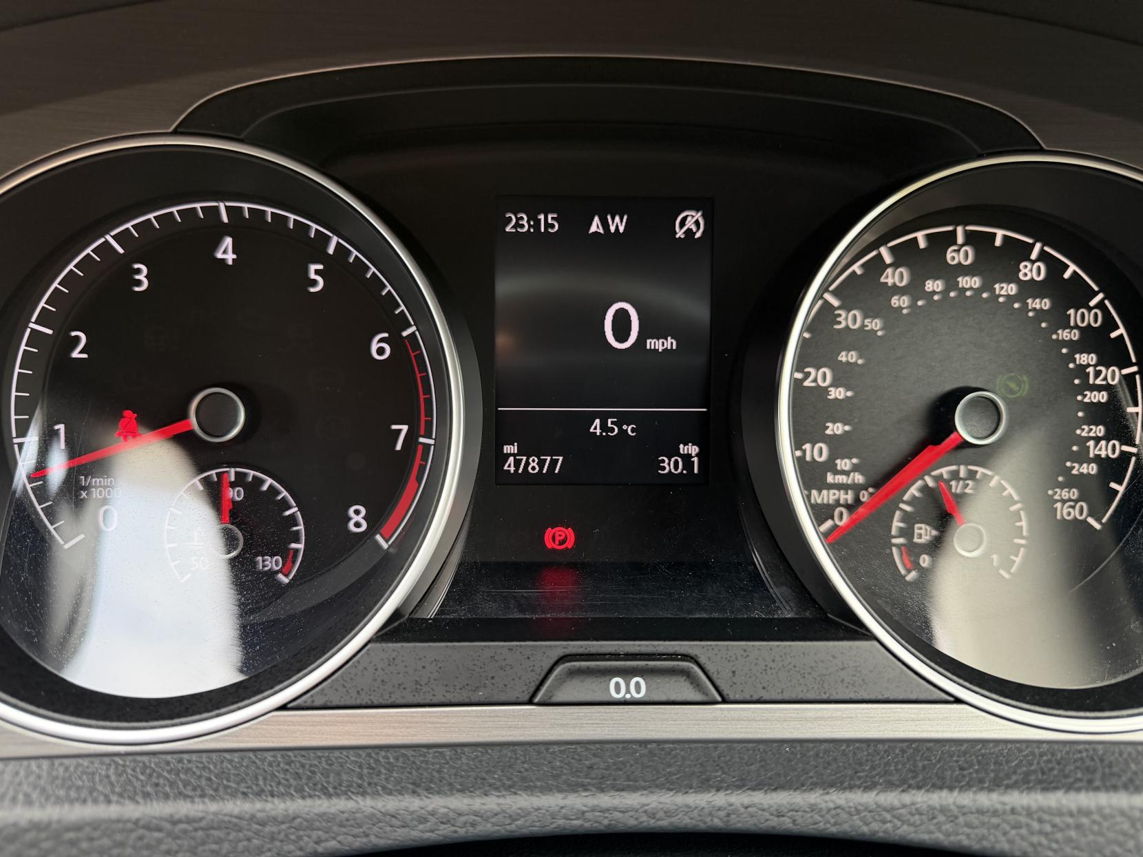 Volkswagen Golf 1.2 TSI BlueMotion Tech S Hatchback 5dr Petrol DSG Euro 5 (s/s) (105 ps)