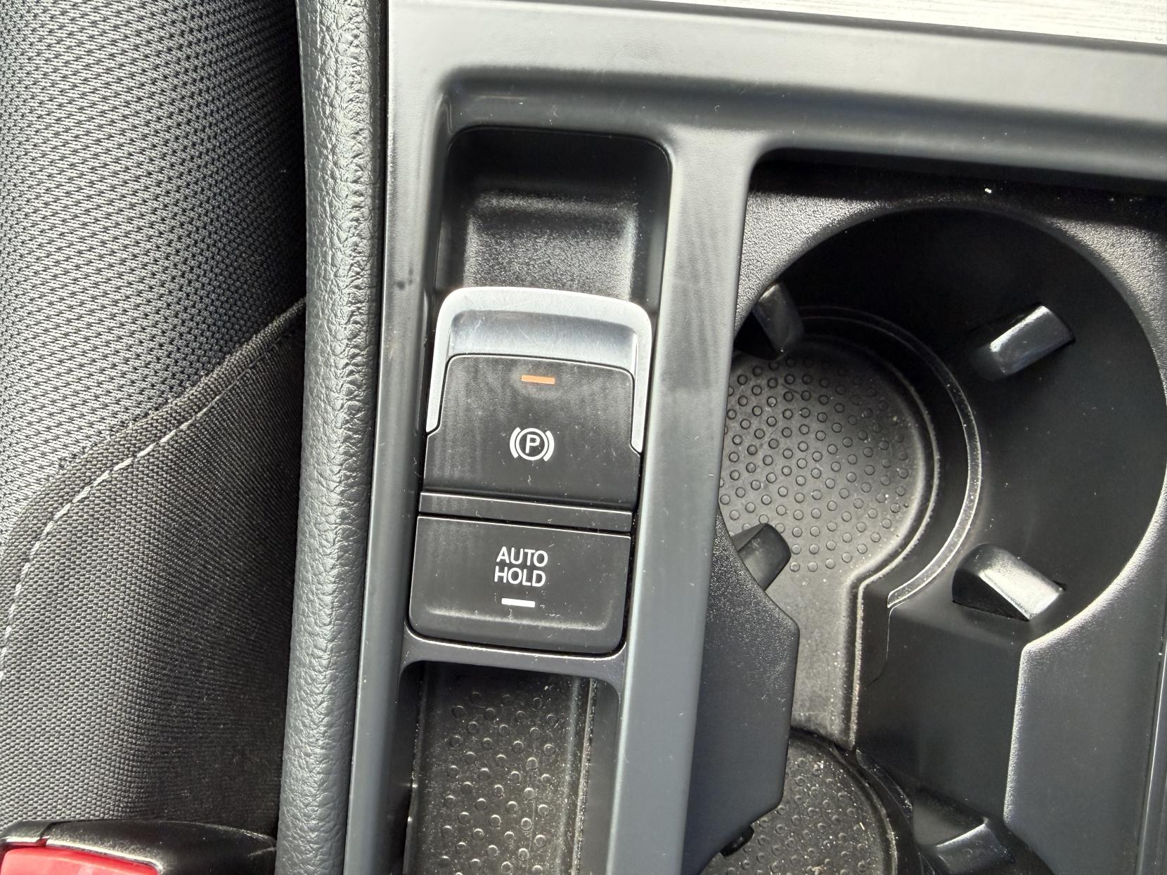 Volkswagen Golf 1.2 TSI BlueMotion Tech S Hatchback 5dr Petrol DSG Euro 5 (s/s) (105 ps)