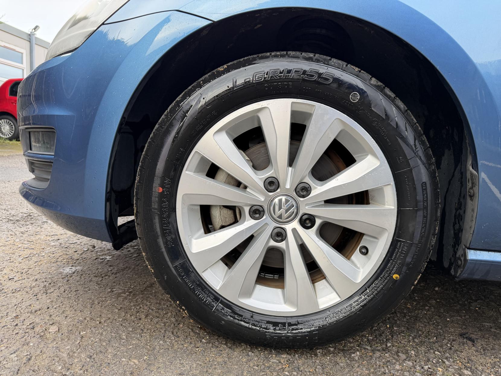 Volkswagen Golf 1.2 TSI BlueMotion Tech S Hatchback 5dr Petrol DSG Euro 5 (s/s) (105 ps)