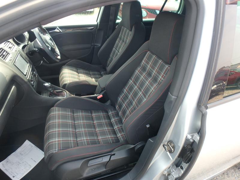 Volkswagen Golf 2.0 TSI GTI Hatchback 5dr Petrol DSG Euro 5 (210 ps)
