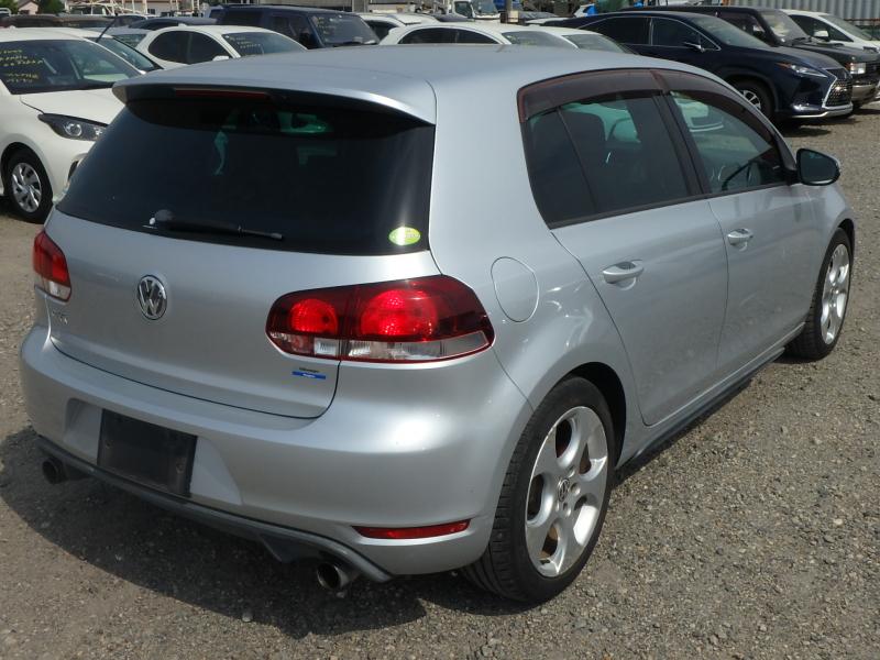 Volkswagen Golf 2.0 TSI GTI Hatchback 5dr Petrol DSG Euro 5 (210 ps)