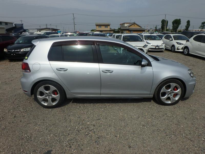 Volkswagen Golf 2.0 TSI GTI Hatchback 5dr Petrol DSG Euro 5 (210 ps)