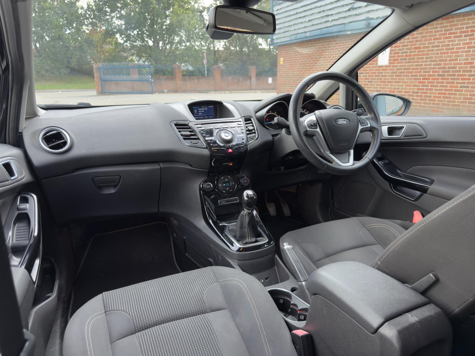 Ford Fiesta 1.0T EcoBoost Titanium Hatchback 5dr Petrol Manual Euro 6 (s/s) (100 ps)